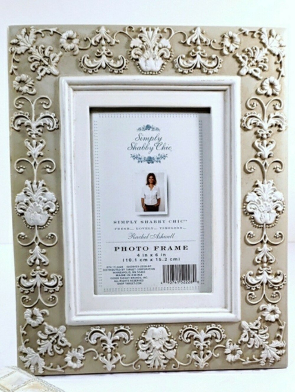 Simply Shabby Chic Ornate Easel Frame Tabletop Photo Frame